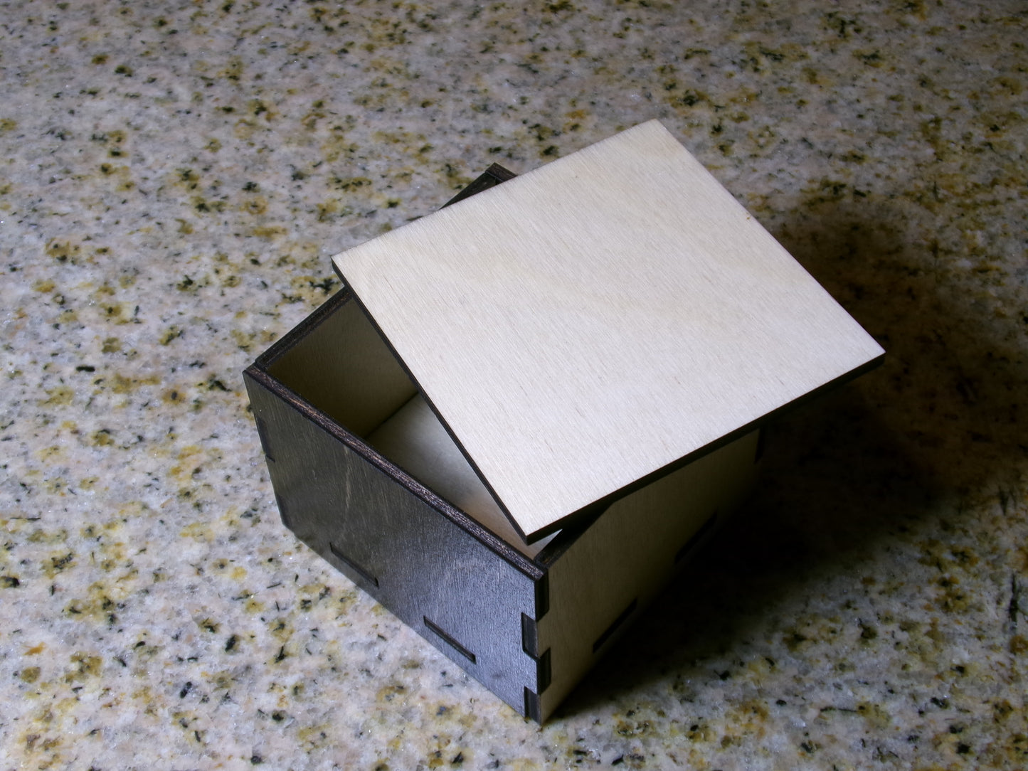 2-1/2" Square Wooden Box Plain